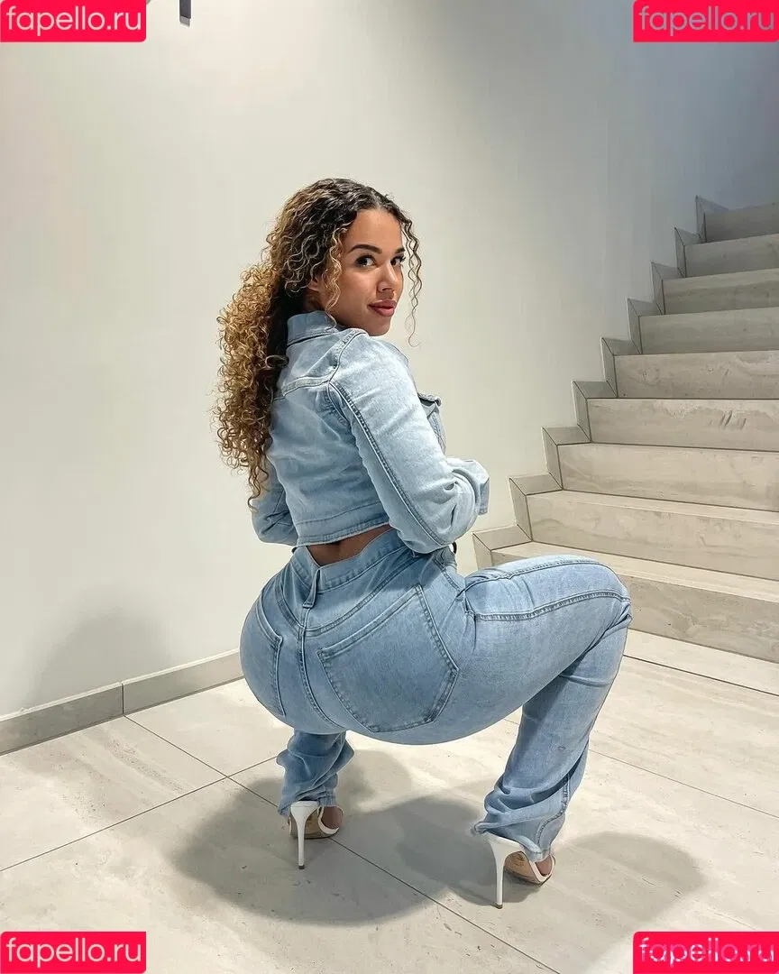 fitforcalis Onlyfans Photo Gallery 