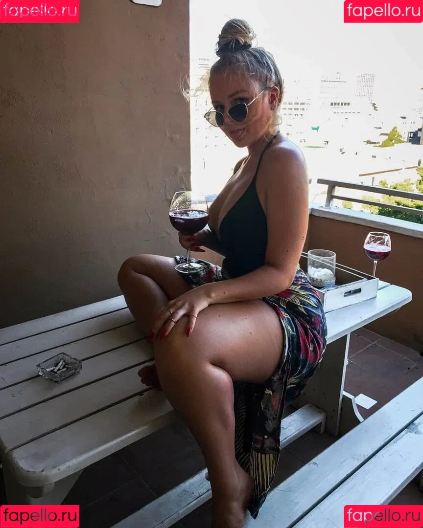 Emmahaggstrom Onlyfans Photo Gallery 