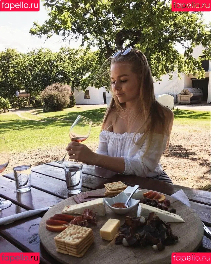 Emmahaggstrom Onlyfans Photo Gallery 