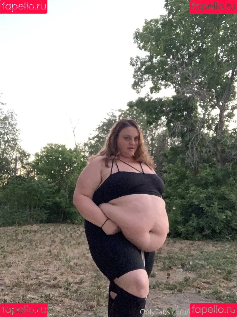 theillusiveham Onlyfans Photo Gallery 