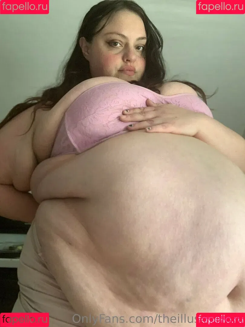 theillusiveham Onlyfans Photo Gallery 