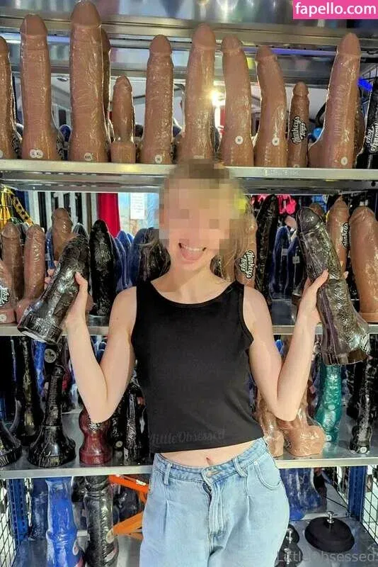 LittleObsessed Onlyfans Photo Gallery 