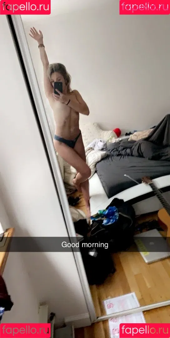 Noah Cyrus Onlyfans Photo Gallery 