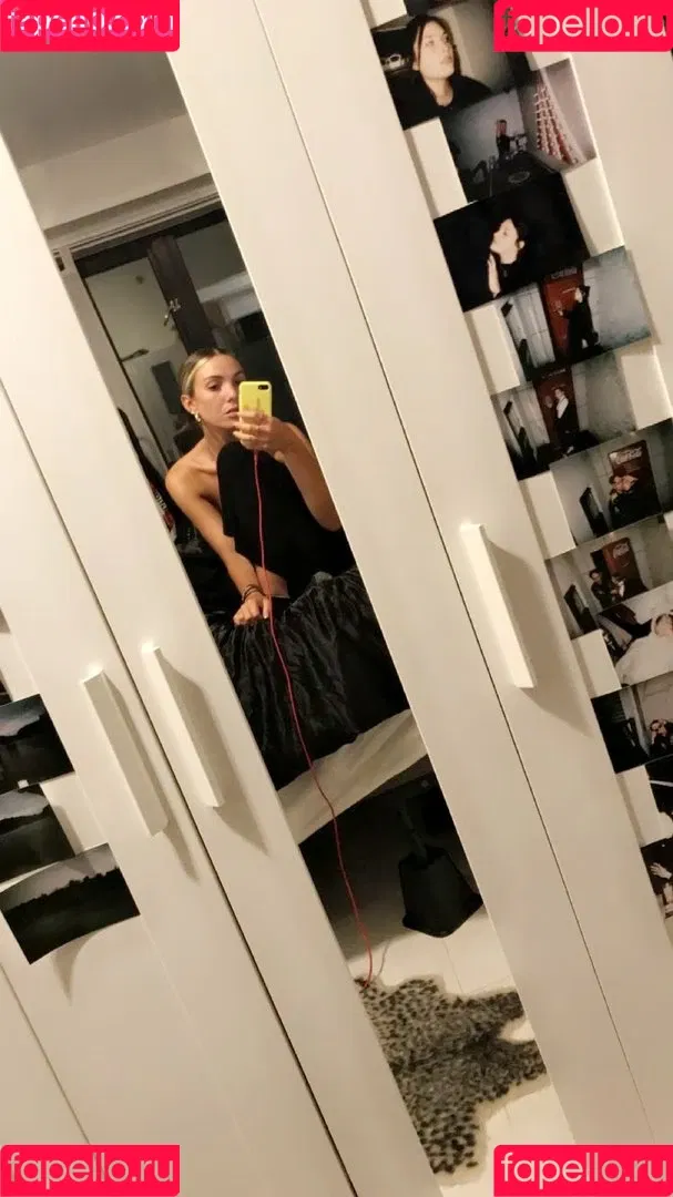 Noah Cyrus Onlyfans Photo Gallery 