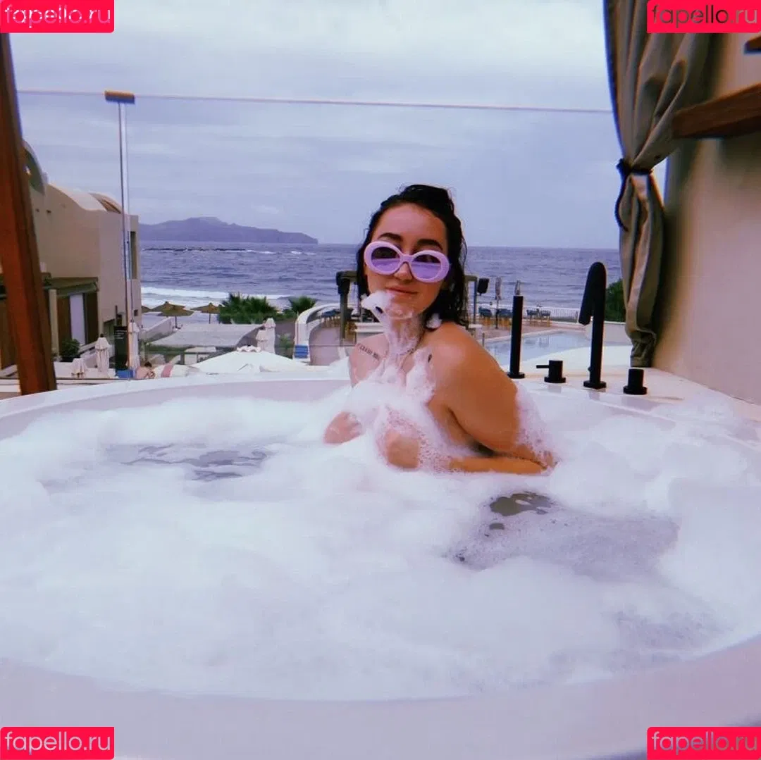 Noah Cyrus Onlyfans Photo Gallery 