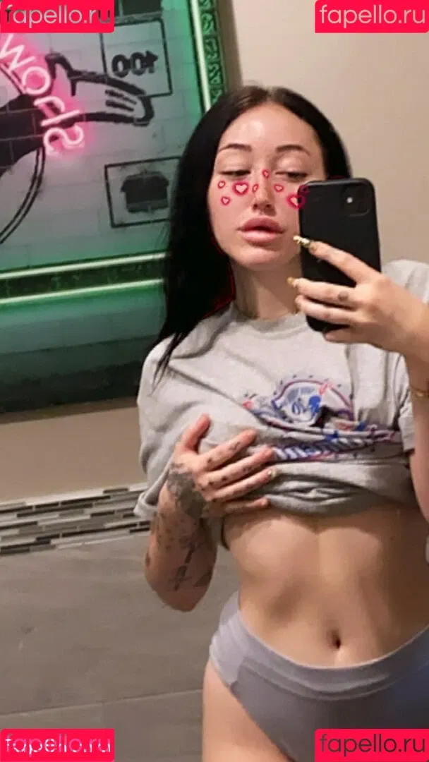Noah Cyrus Onlyfans Photo Gallery 