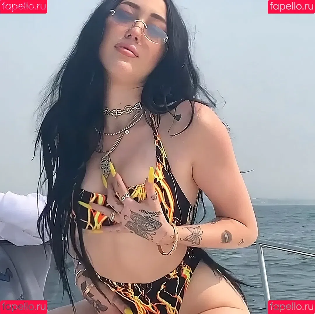 Noah Cyrus Onlyfans Photo Gallery 