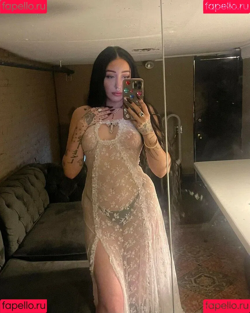 Noah Cyrus Onlyfans Photo Gallery 