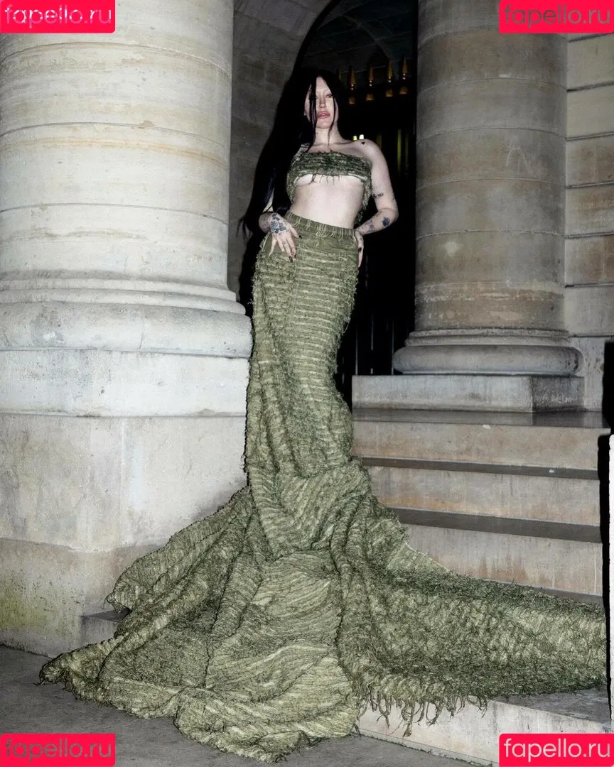 Noah Cyrus Onlyfans Photo Gallery 