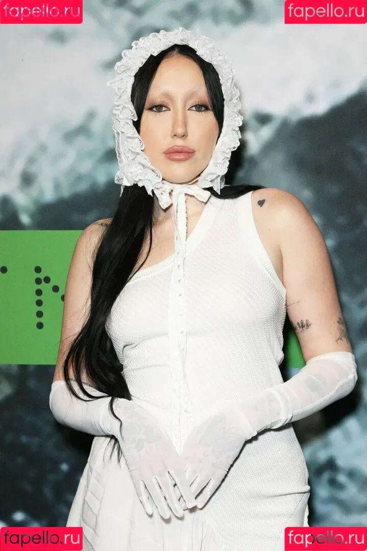 Noah Cyrus Onlyfans Photo Gallery 