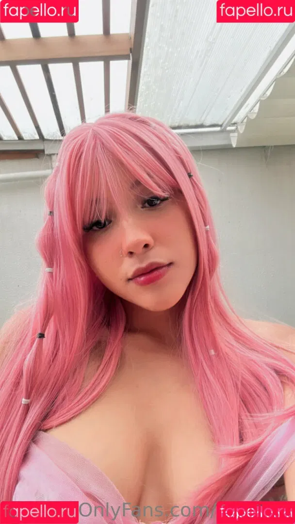 valengg Onlyfans Photo Gallery 