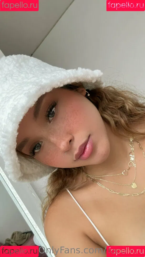 valengg Onlyfans Photo Gallery 