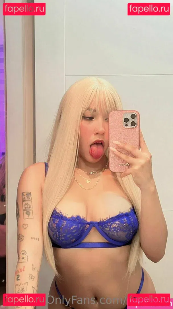 valengg Onlyfans Photo Gallery 