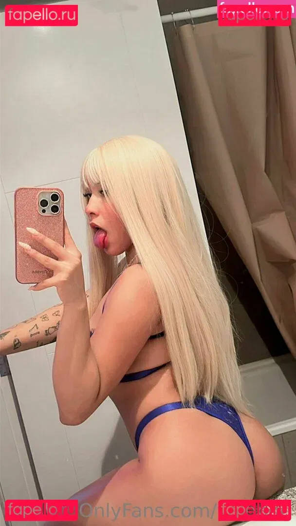 valengg Onlyfans Photo Gallery 