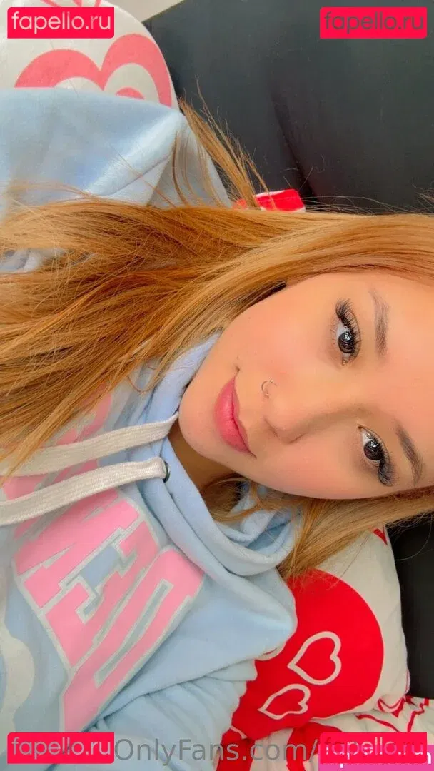 valengg Onlyfans Photo Gallery 