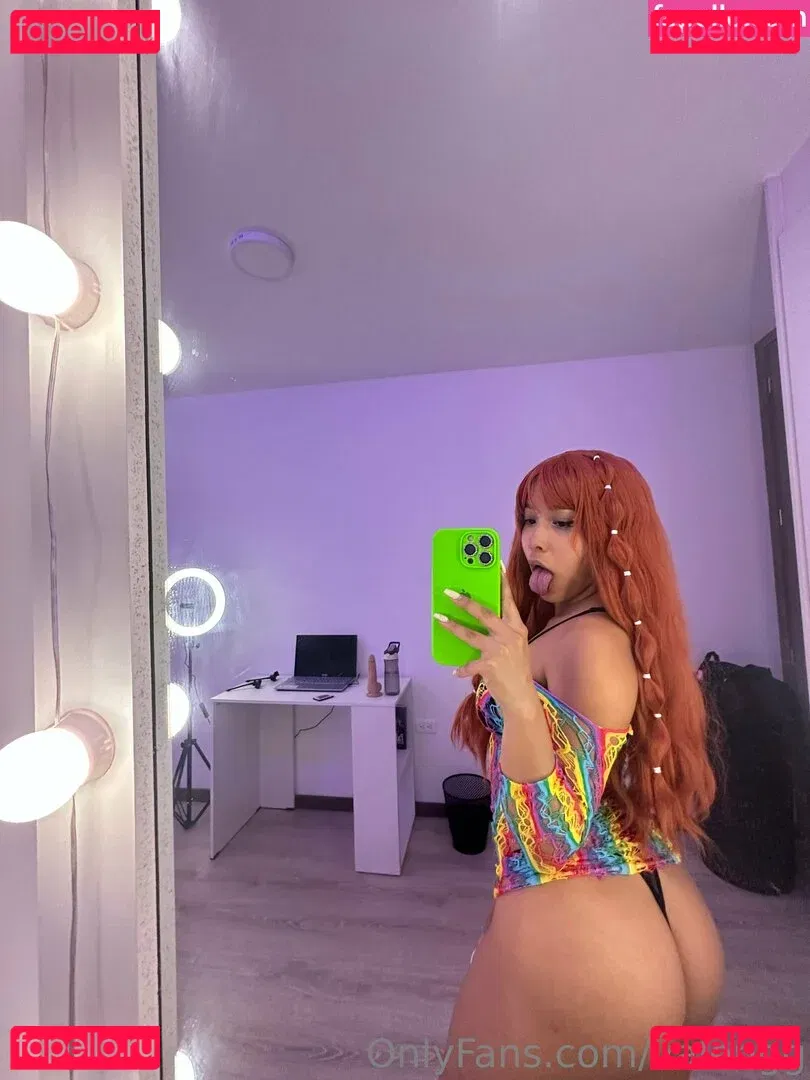 valengg Onlyfans Photo Gallery 