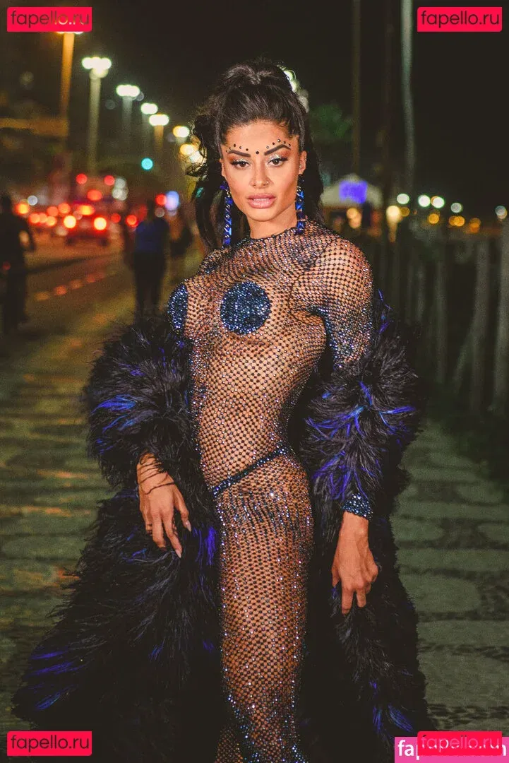 Aline Riscado Onlyfans Photo Gallery 