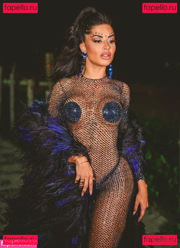 Aline Riscado Onlyfans Photo Gallery 