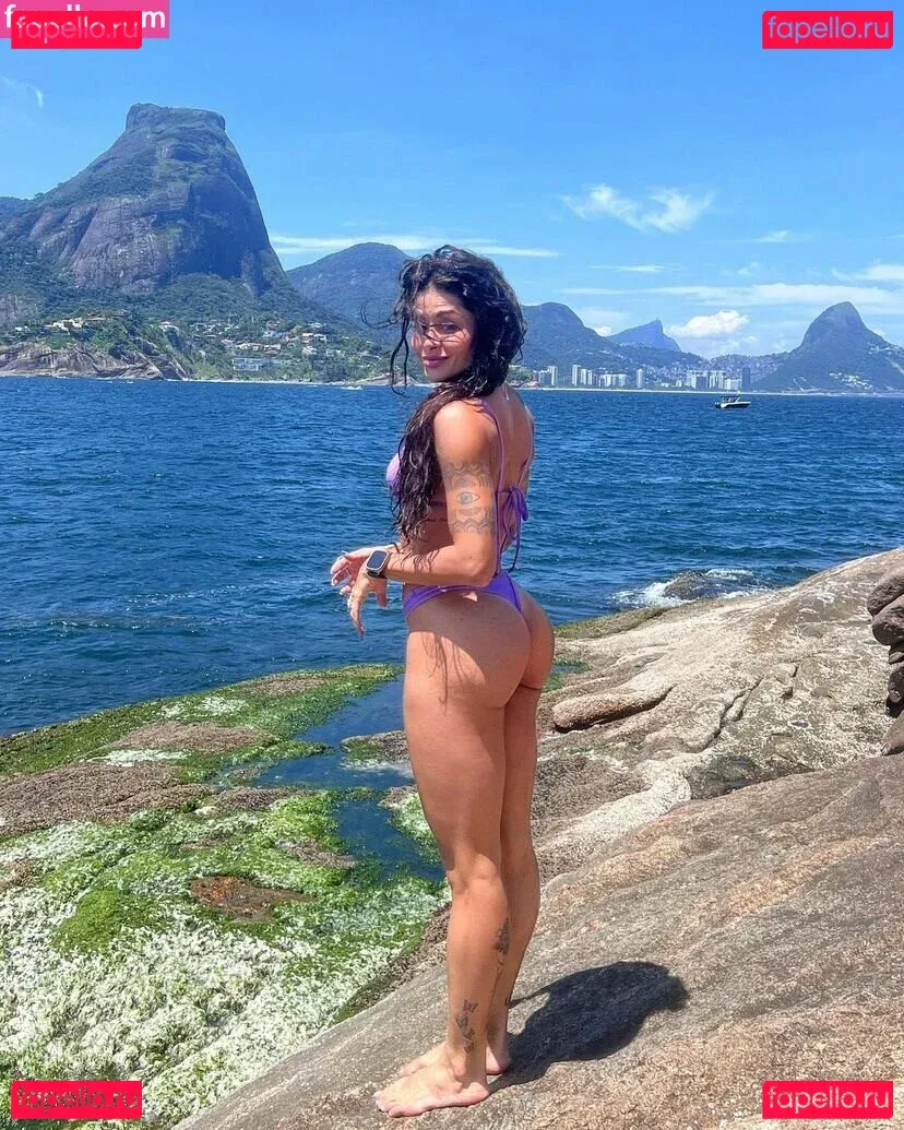 Aline Riscado Onlyfans Photo Gallery 