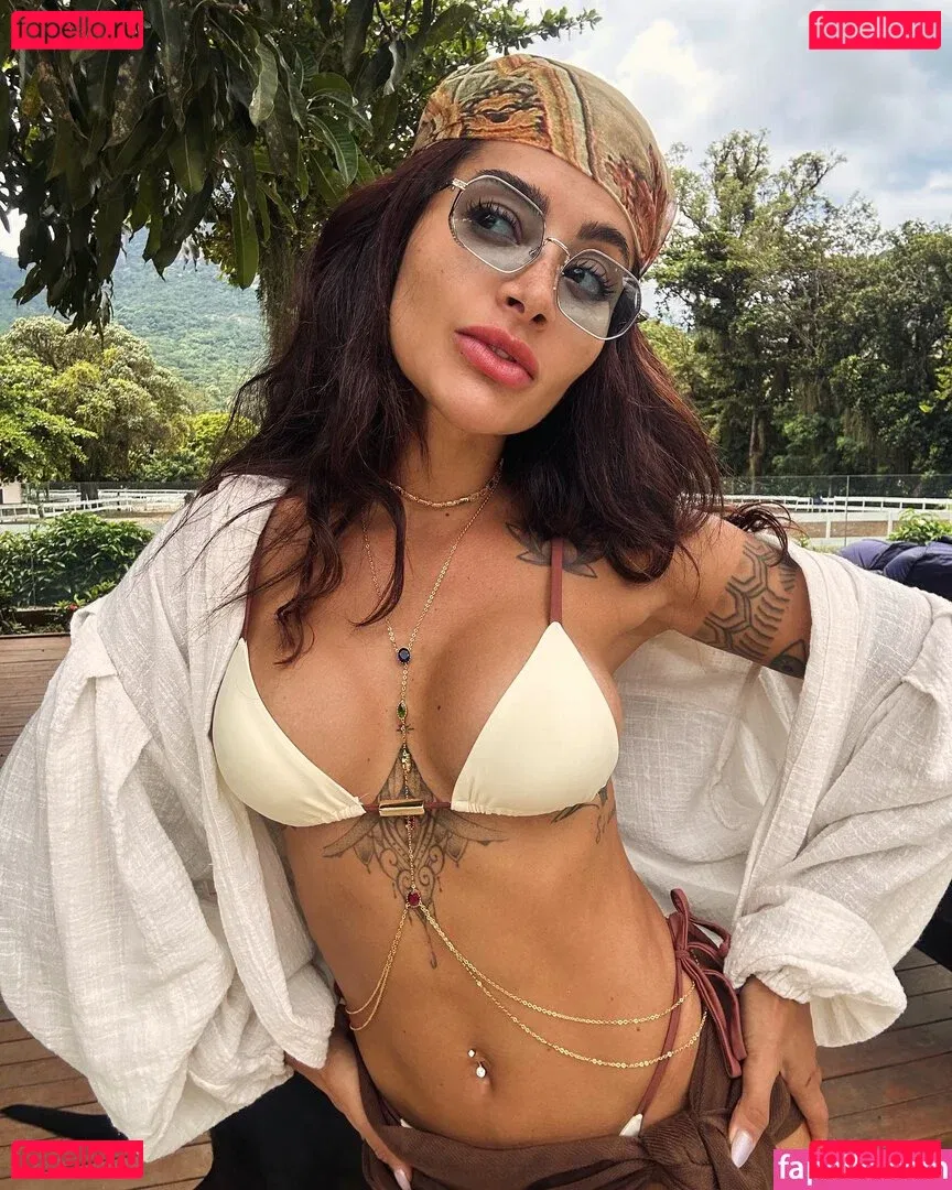 Aline Riscado Onlyfans Photo Gallery 