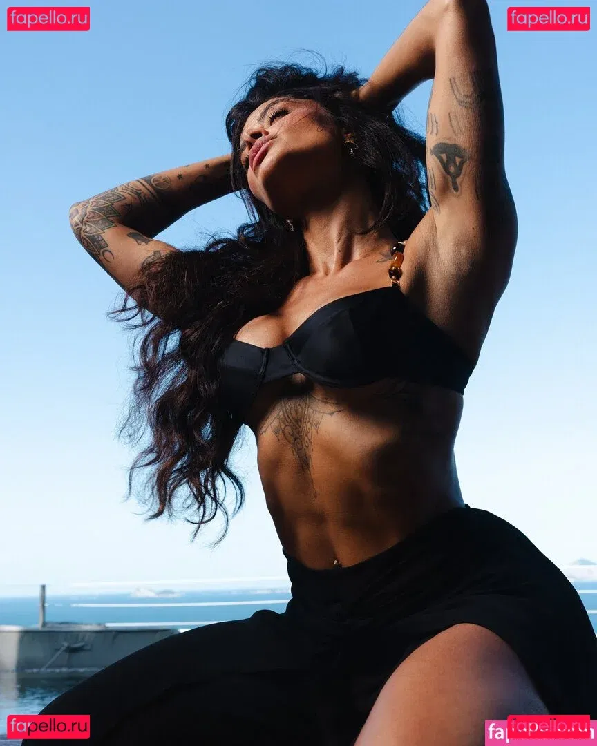 Aline Riscado Onlyfans Photo Gallery 