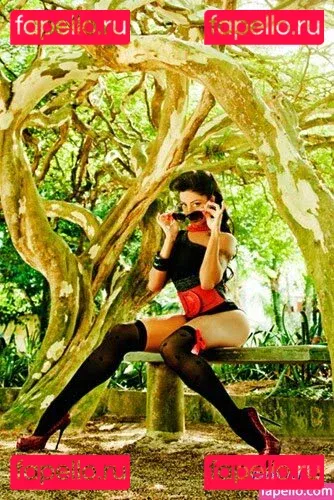 Aline Riscado Onlyfans Photo Gallery 