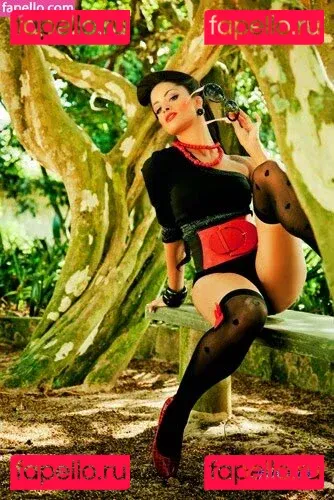 Aline Riscado Onlyfans Photo Gallery 