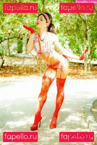 Aline Riscado Onlyfans Photo Gallery 