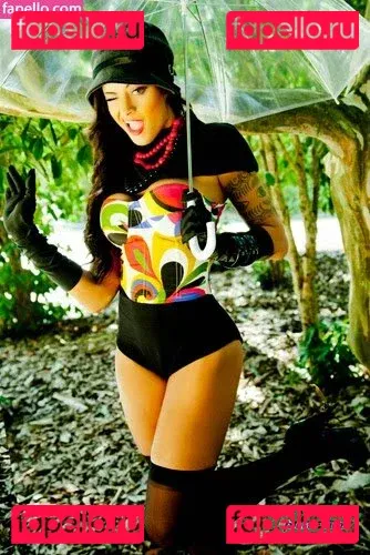 Aline Riscado Onlyfans Photo Gallery 