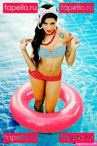 Aline Riscado Onlyfans Photo Gallery 