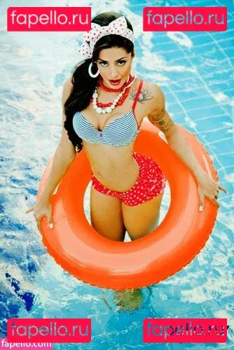 Aline Riscado Onlyfans Photo Gallery 