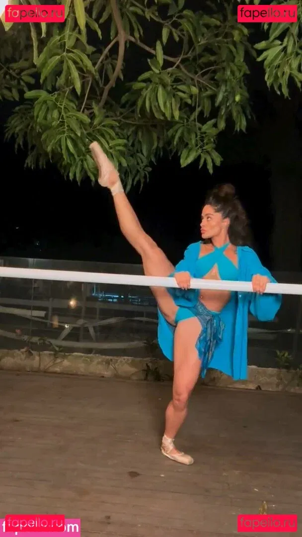 Aline Riscado Onlyfans Photo Gallery 