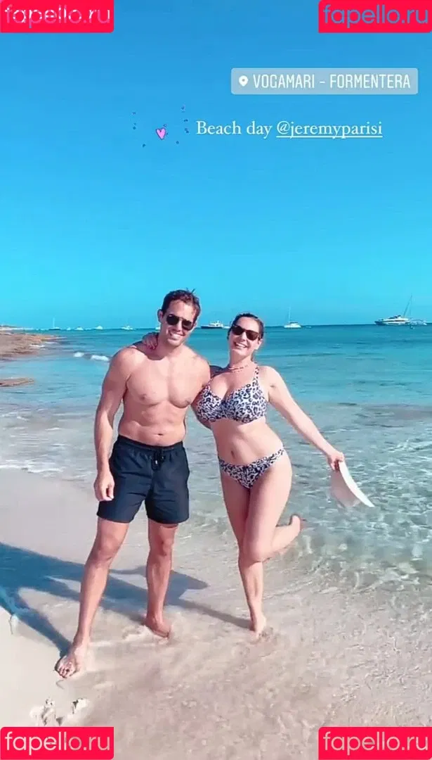 Kelly Brook Onlyfans Photo Gallery 