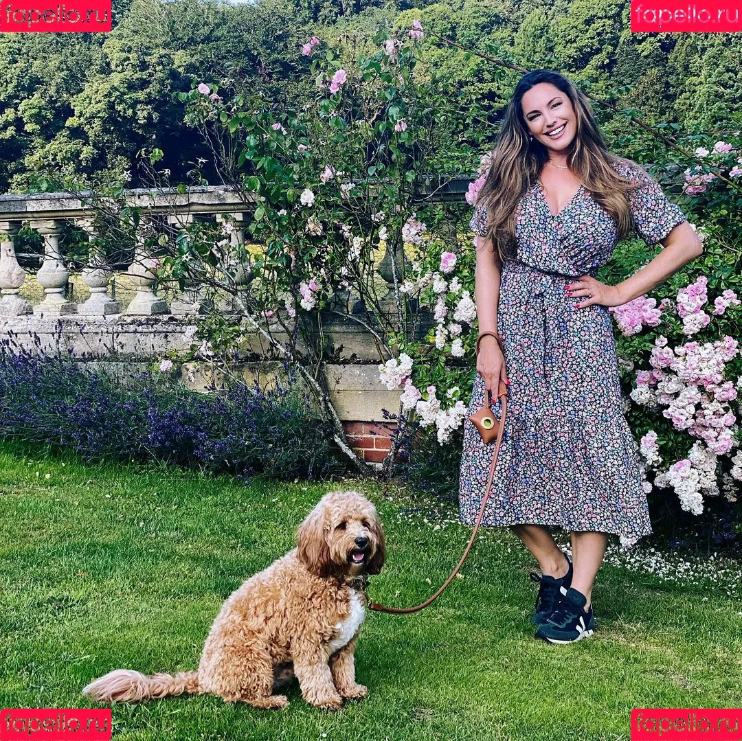 Kelly Brook Onlyfans Photo Gallery 