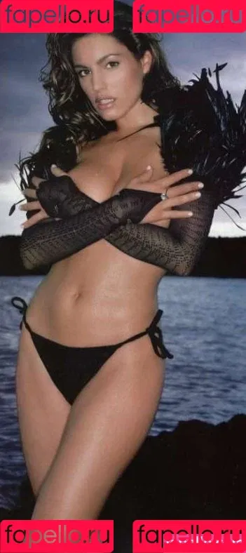 Kelly Brook Onlyfans Photo Gallery 