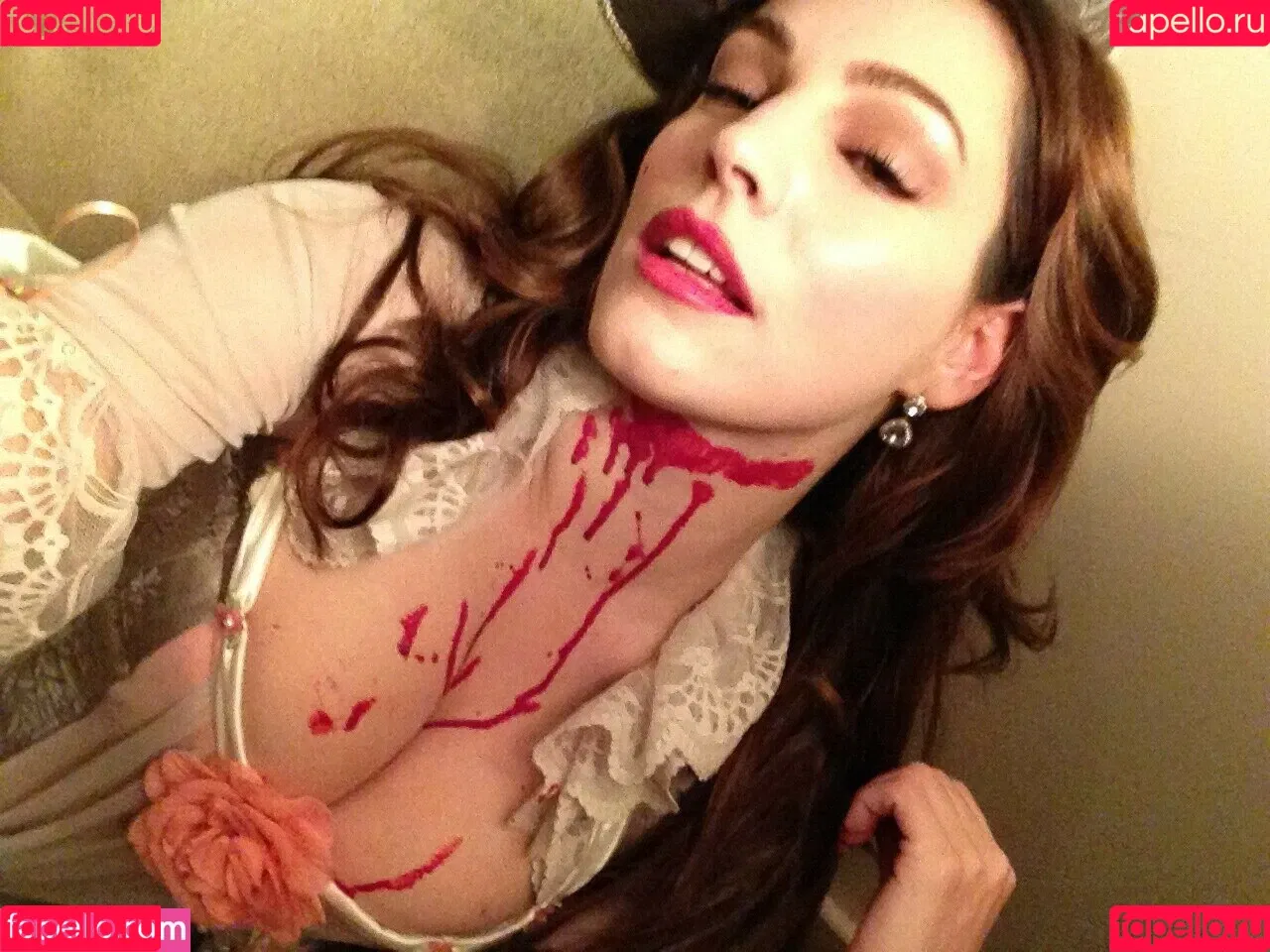 Kelly Brook Onlyfans Photo Gallery 