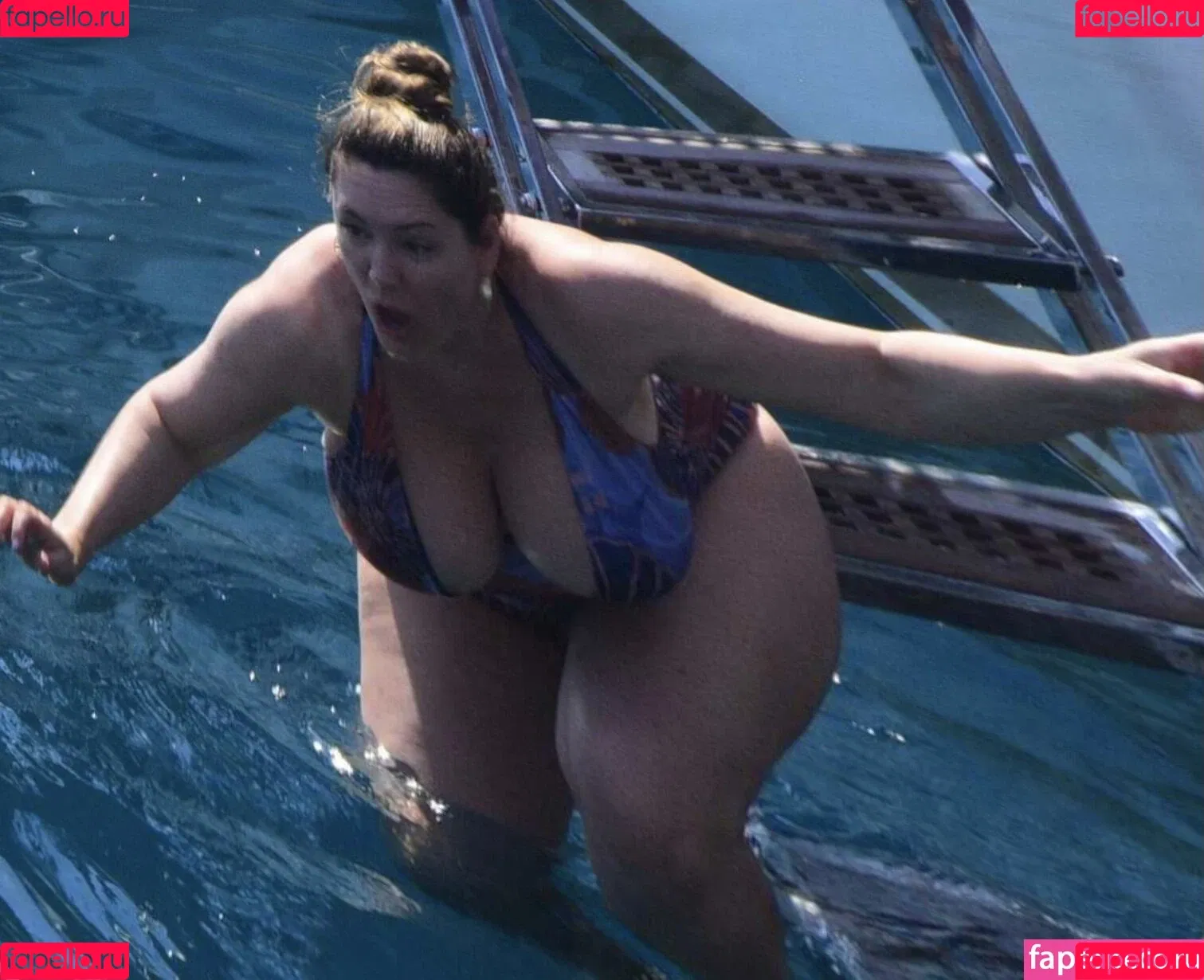 Kelly Brook Onlyfans Photo Gallery 