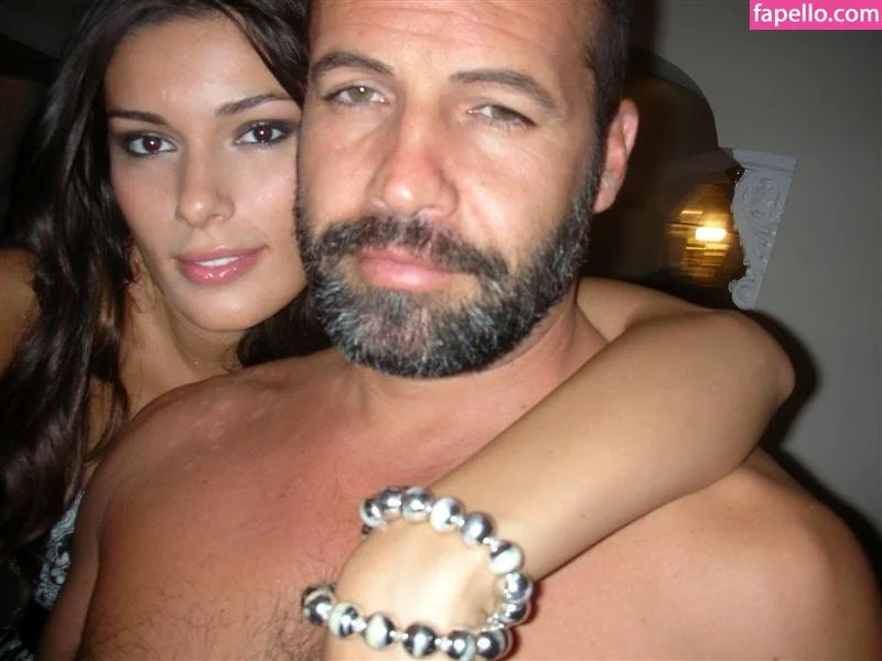 Kelly Brook Onlyfans Photo Gallery 