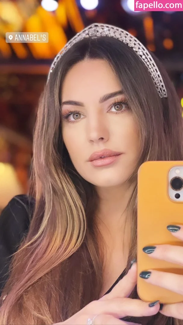 Kelly Brook Onlyfans Photo Gallery 