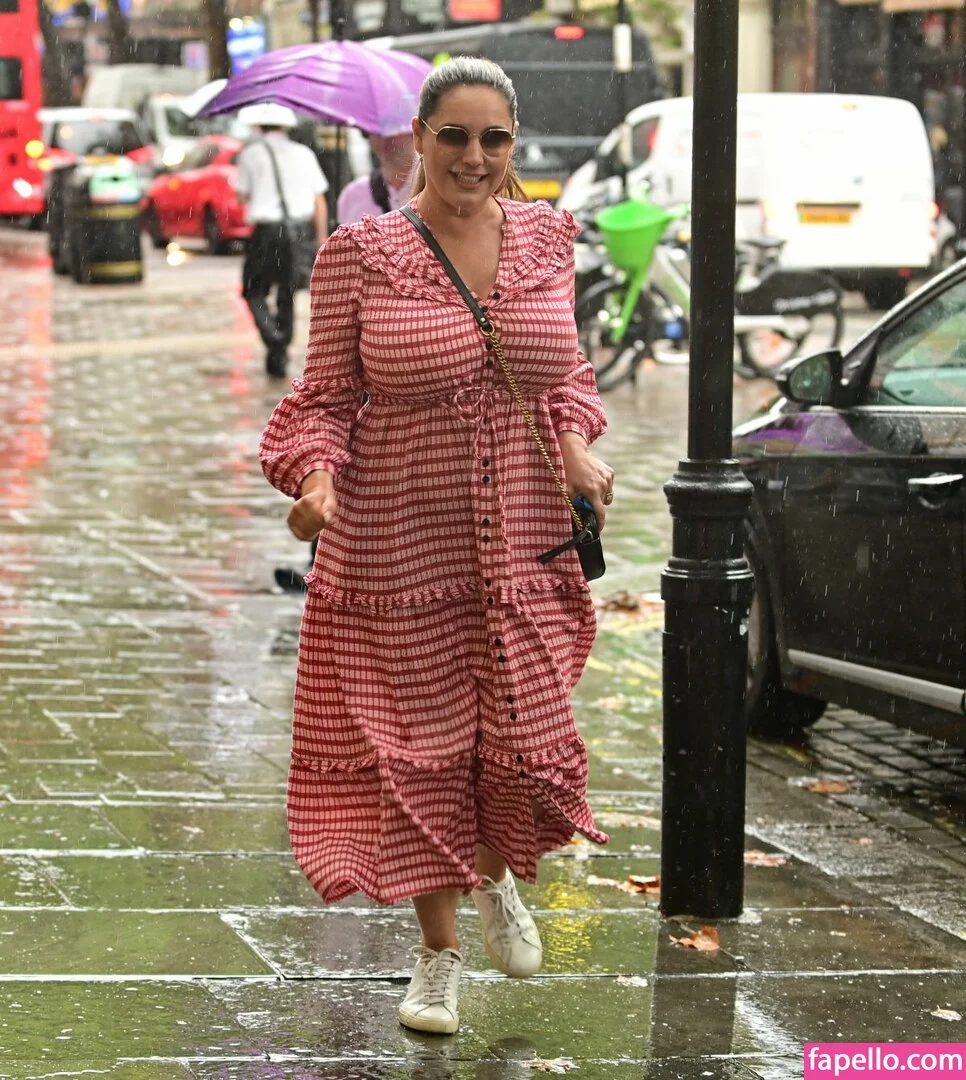 Kelly Brook Onlyfans Photo Gallery 