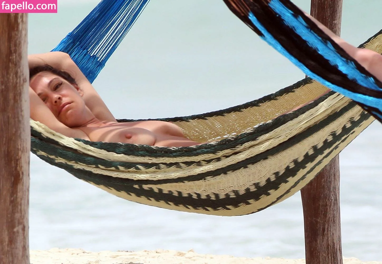 Kelly Brook Onlyfans Photo Gallery 