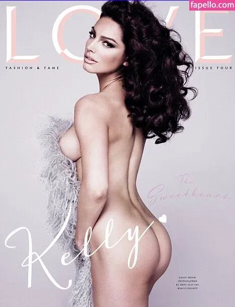 Kelly Brook Onlyfans Photo Gallery 