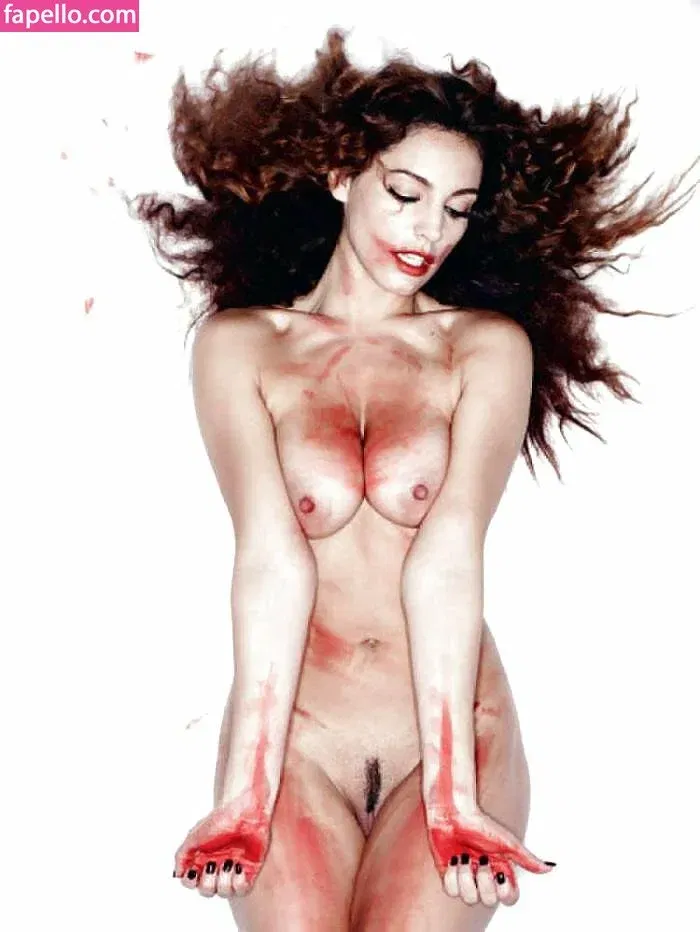 Kelly Brook Onlyfans Photo Gallery 