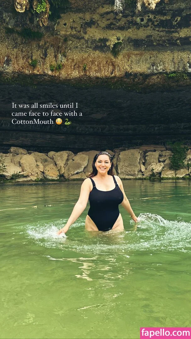 Kelly Brook Onlyfans Photo Gallery 