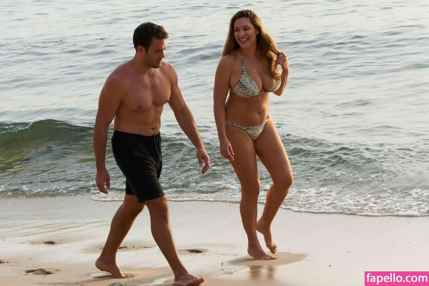 Kelly Brook Onlyfans Photo Gallery 