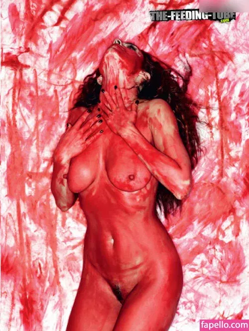 Kelly Brook Onlyfans Photo Gallery 