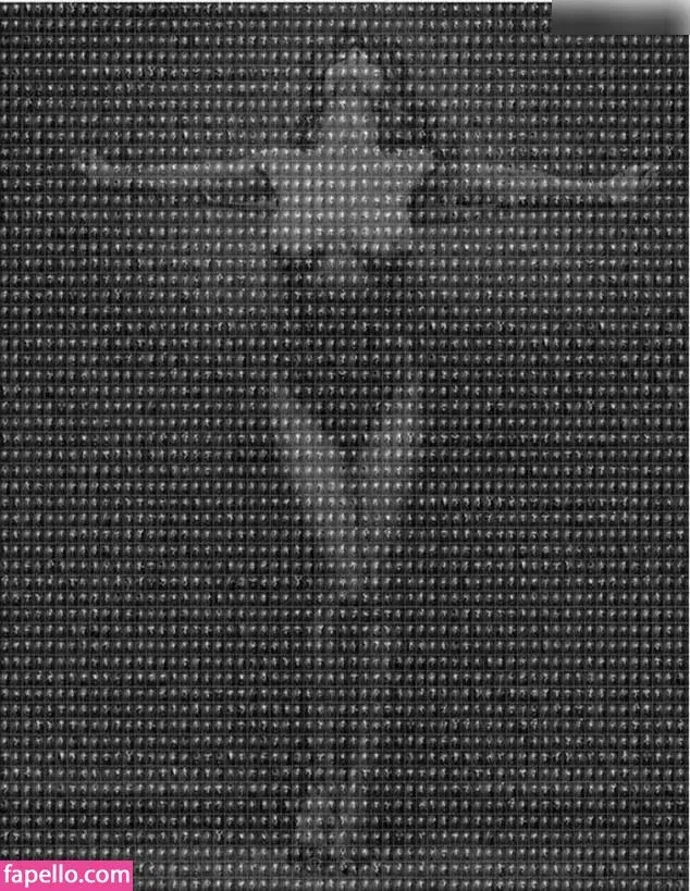 Kelly Brook Onlyfans Photo Gallery 