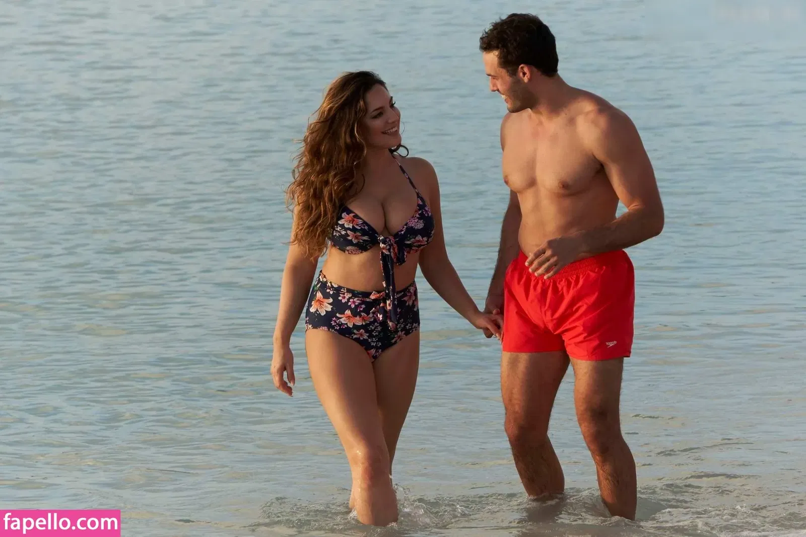 Kelly Brook Onlyfans Photo Gallery 