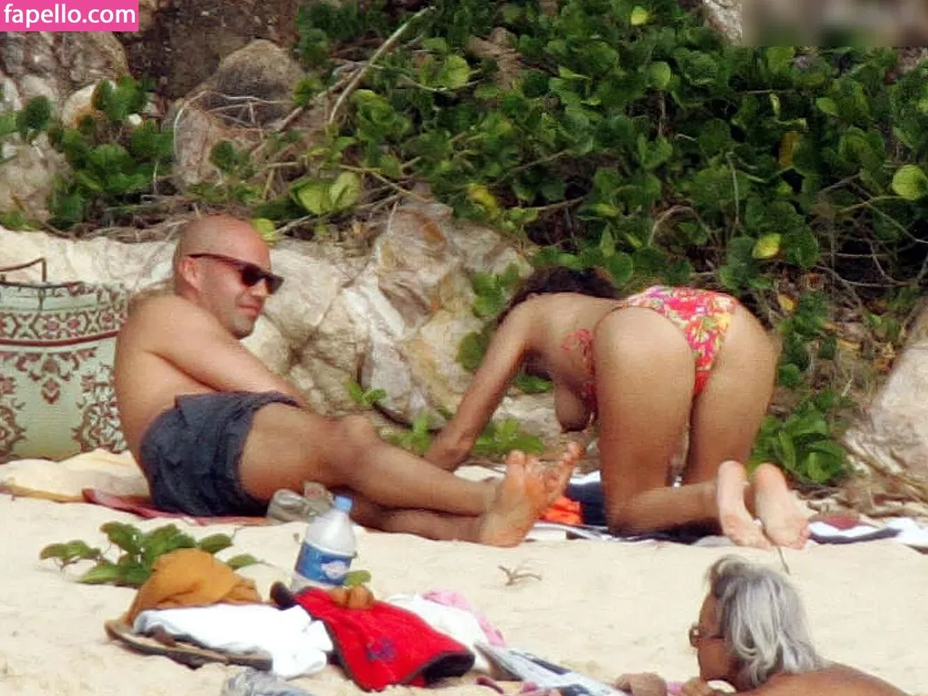 Kelly Brook Onlyfans Photo Gallery 