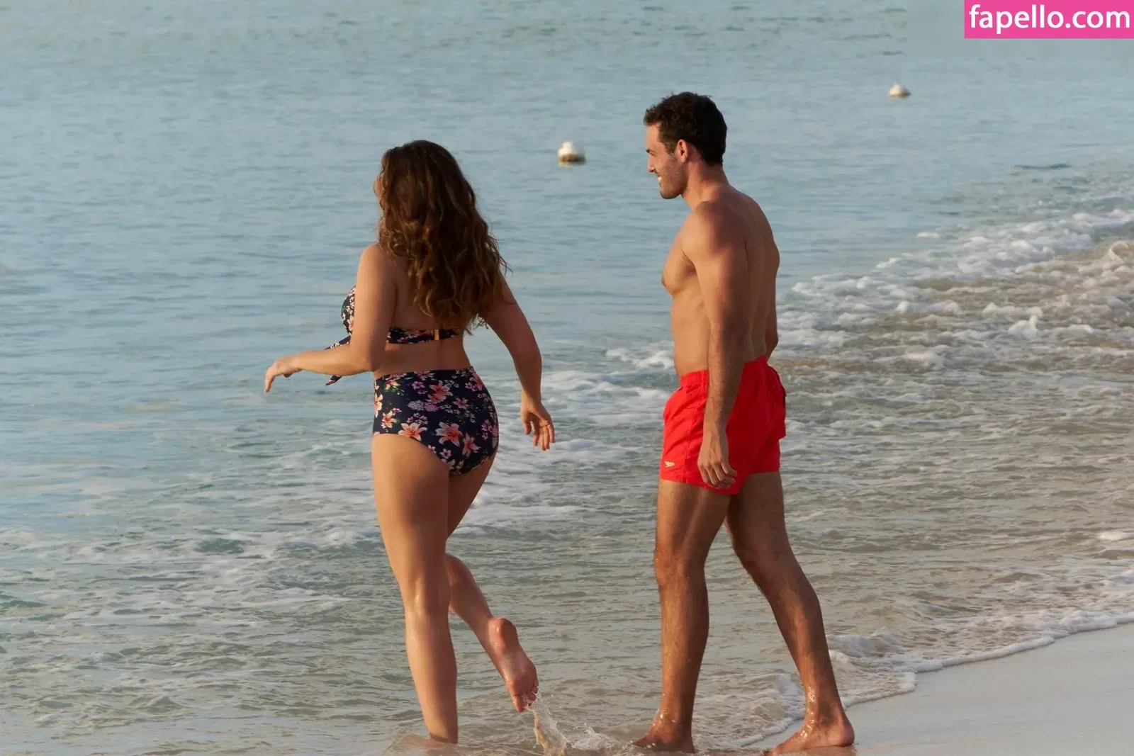 Kelly Brook Onlyfans Photo Gallery 